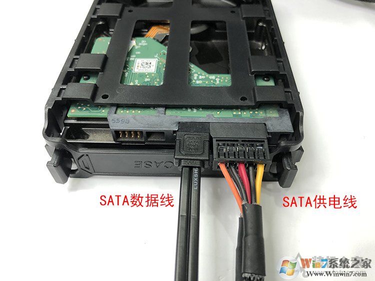 電腦怎么安裝固態(tài)硬盤？電腦安裝M.2和SATA SSD硬盤教程圖解